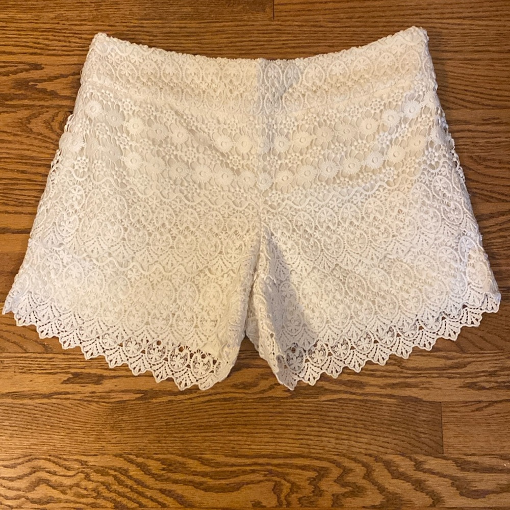 Loft Rivera short in ivory eyelet.